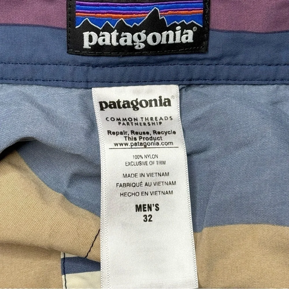 Patagonia Wavefarer Engineered Board Short size 32